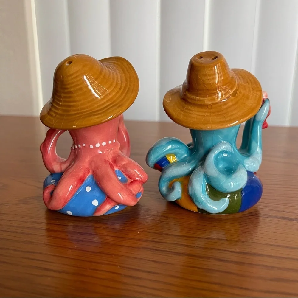 Octopus Salt & Pepper Ceramic Shaker Set